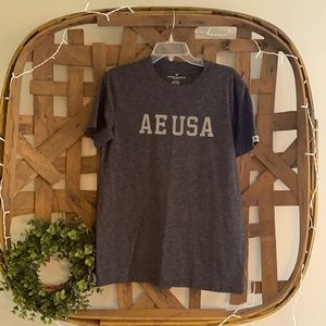 American Eagle T Shirt